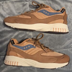 Endless Knots X Saucony 3D Grid Hurricane